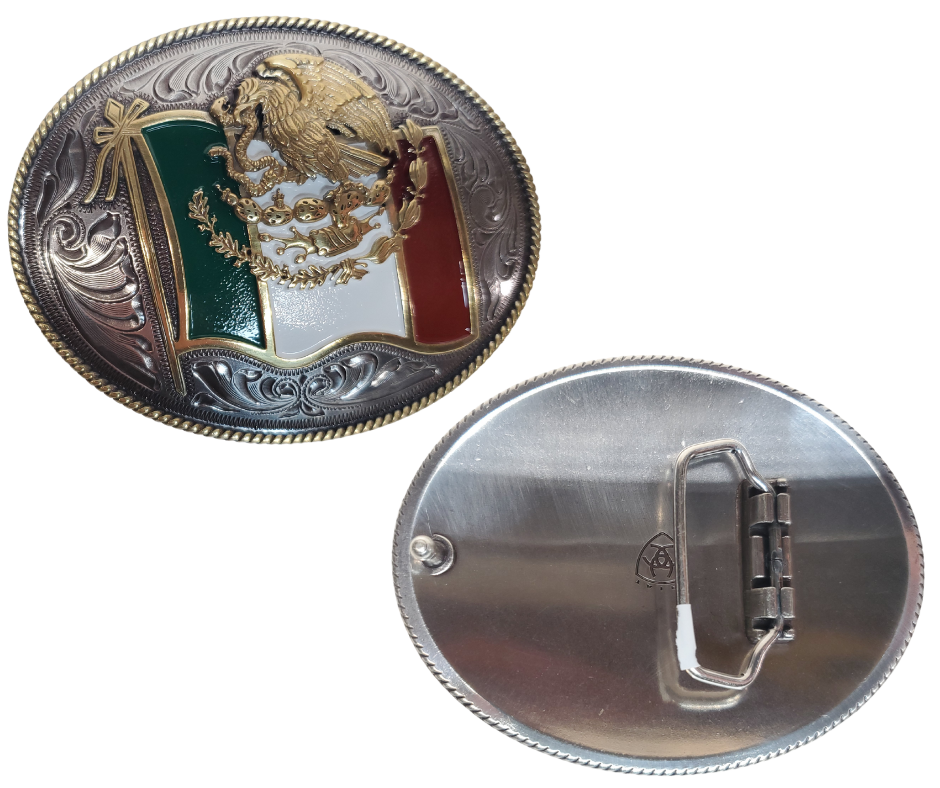 Ariat is a worldwide known brand. We are are pleased to offer some of the latest styles with the Mexican Flag on this buckle. Available for purchase in our online store or the retail shop in Smyrna, TN, just outside Nashville. Imported
Fit's up to 1 1/2" belts
Approx. 3" x 4"