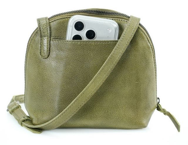 The Shaina Handbag is another one of our Minimalist mindset bags. It&