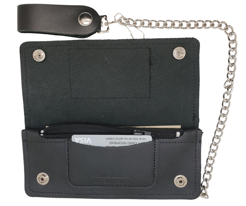 3 Skulls pattern all leather patch on a Classic Style Chain Wallet, great for the Modern minimalist. One credit card slot in the front with 2 main cash or whatever your STUFF is....5 year old receipts, concert stub from high school, the stuff you forgot was in there! Available in our Smyrna, TN shop a short drive from downtown Nashville. Like most wallets&amp;nbsp;over stuffing&amp;nbsp;will limit the time of use. 
