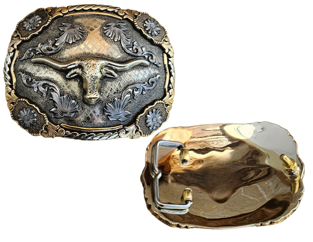 The Bessie Moo Belt Buckle has the ever classic Longhorn design accented with a multi Western scrolls, a hint of Rope on the edge with 4 Flower rosettes. A Classic Western belt buckle at it&