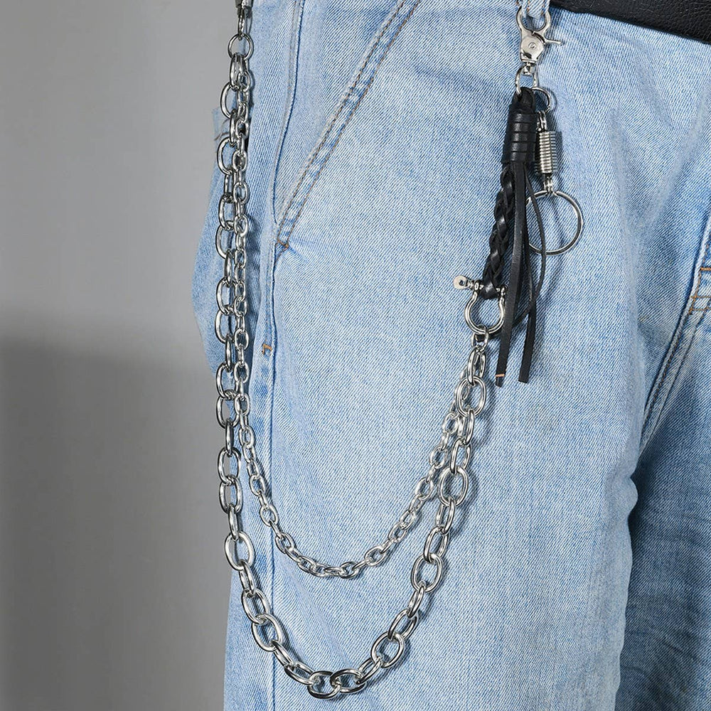 Be a trendsetter with the Braided Leather Tassel Jean Chain. The 2 Belt loop clips easily attach to you favorite old jeans to give you edgy look you crave. Let your inner Rocker out when you go see your favorite metal band at your favorite watering hole or at the arena. Now in stock at our Smyrna, TN shop not far from the First Bank Amphitheater.

Metal alloy
Imported
