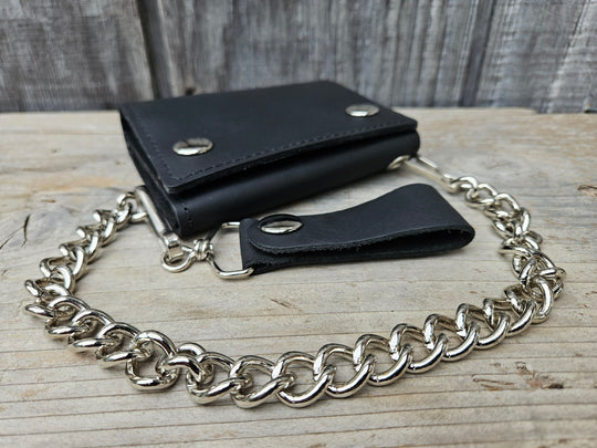 Our Bar Hopper Chain wallet is just the right amount of wallet for your night out riding your bike. It&