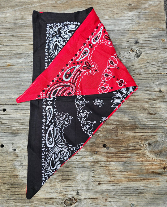 Color combination Bandanas. Great for your MC, Favorite Sport team or just to match a outfit! Made in a "TRIANGLE" with OPPOSITE sides of White or Black. Plus they&