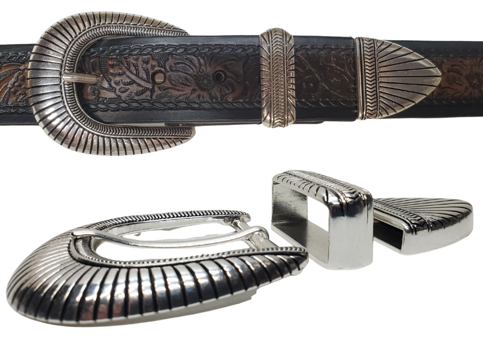 Fits 1 1/2" width belts
South West scroll design
Zinc die cast set, Antiqued silver plate

Sold by set only, Tip includes 2 set screws for attaching to belt
Stocked at our Smyrna, TN shop