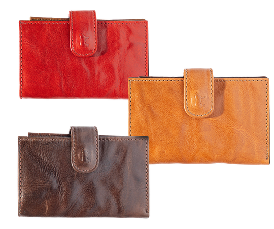 Three Corfu signature women&