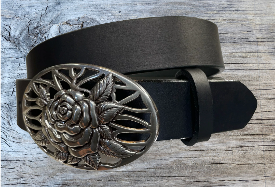 A Filigreed Rose design in Antique Nickel that looks great on plain 1 1/2" Black or Brown belt. Choose ONE belt strip color! A easy to wear oval shape that&