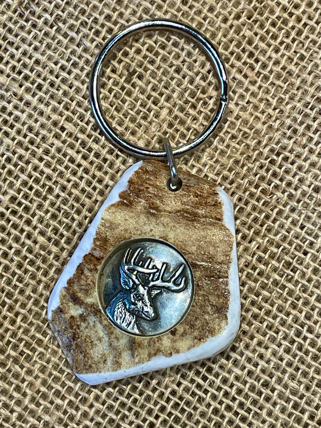 Handcrafted antler key chains featuring a variety of inlays. Made from naturally shed elk and deer antlers. Made in the U.S.A. Get yours at our Smyrna, TN shop not far from Franklin.