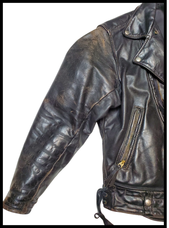 Side view. Ross Langlitz first opened up shop in 1947, he never dreamed that the Langlitz name would grow to reach across the ocean. Today, Langlitz Leathers is a fully functioning shop in Portland. Available in our Smyrna, TN shop not far wild downtown Nashville.