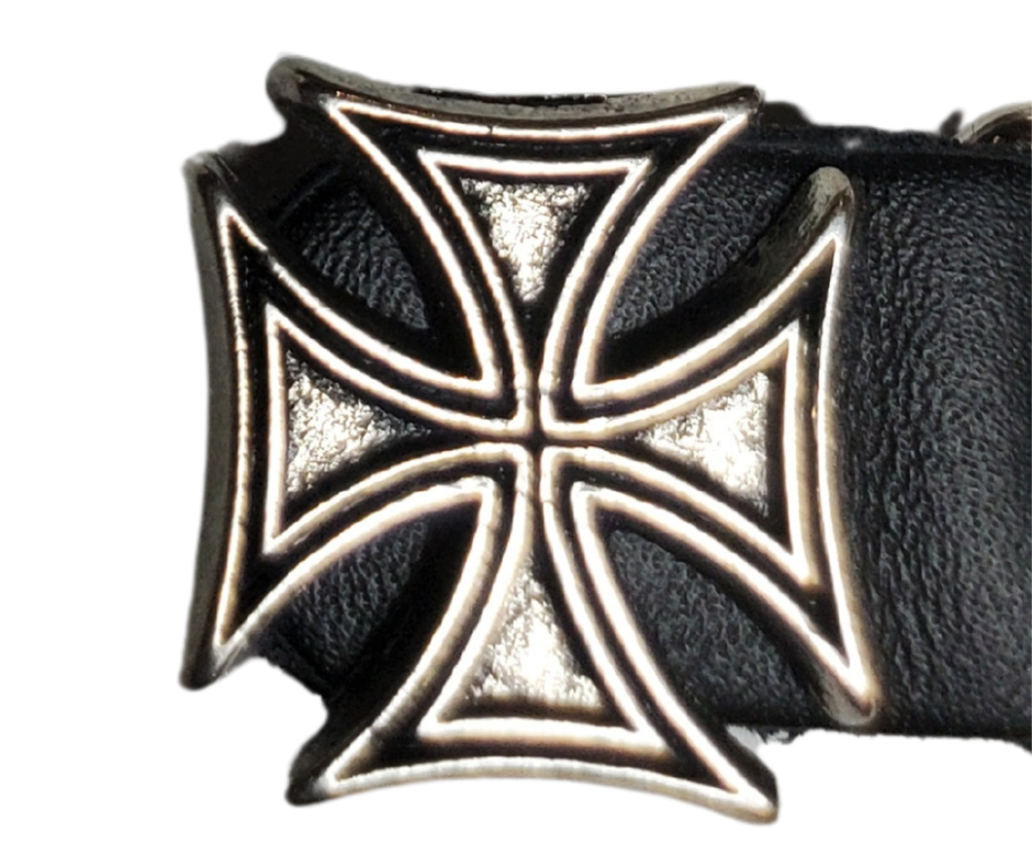 Vest Chains...a great accessory for your vest. Sure they look great but they offer some great options for your riding. In our experience most folks will use at least 2 but some will go with more, it's your choice. These options are the basic chrome plated double chain with leather ends (with exception of Single Chain). The average length is approx. 4"- 4 1/2" long. Snaps are attached with a leather folded part. Please note the ladies vests snap opposite side to the men. Each Sold Individually. 