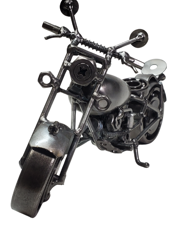 Each piece is hand-crafted using sprockets, chains, nuts, bolts, washers, springs, and bearing wheels, making it a truly one-of-a-kind present. For exact measurements, check out the photo. You can find these METAL artwork pieces at our Smyrna store, located just minutes from Nashville, TN.

Size is Approx. 8 1/2" long x 4 1/2" tall x 3"
Imported