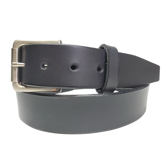 Black
Great for The Office! This real Veg-Tan leather belt starts with a hand dyed 9-10oz (1/8"ish) leather belt strip. Comes in 2 widths and your choice of Antique Nickle or Brass colored buckle that is snapped in for easy removal. It is handmade in our Smyrna, TN shop, which is located just outside of Nashville.