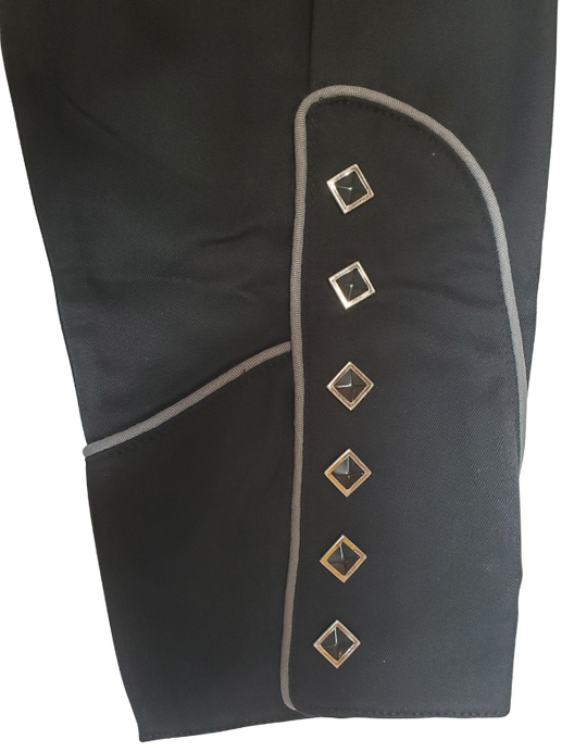 Sleeve View - Classic Boot Stitch Western shirts never go out of style! Inspired by classic cowboy movies, these timeless designs are favorites of today’s country stars and rock icons alike. Pair them with your favorite ripped jeans for a casual vibe or dress them up with sharp jeans for a night out. Just arrived at our Smyrna, TN shop, just a stone’s throw from Music Row in downtown Nashville!