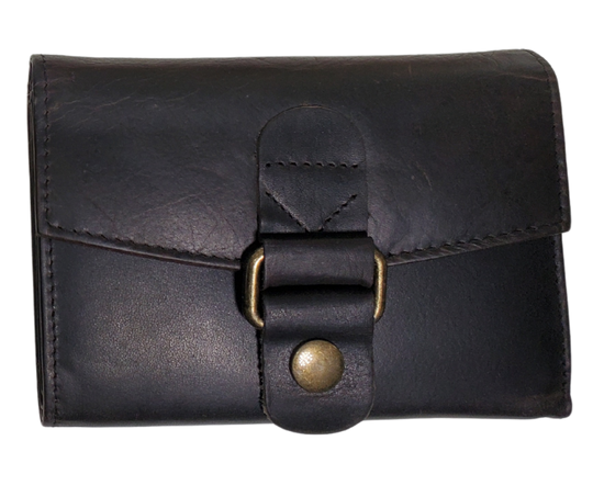 If you're looking for a wallet that fits your needs perfectly, the Olivia might be the one. It's the right size with 5 slots for cards, an I.D. pocket, and 2 additional slots. Plus, it even has a snap strap for added convenience. Perfect for smaller handbags and available in 5 colors. Visit our Smyrna, TN store for a test drive - just a short rideshare away from Franklin!