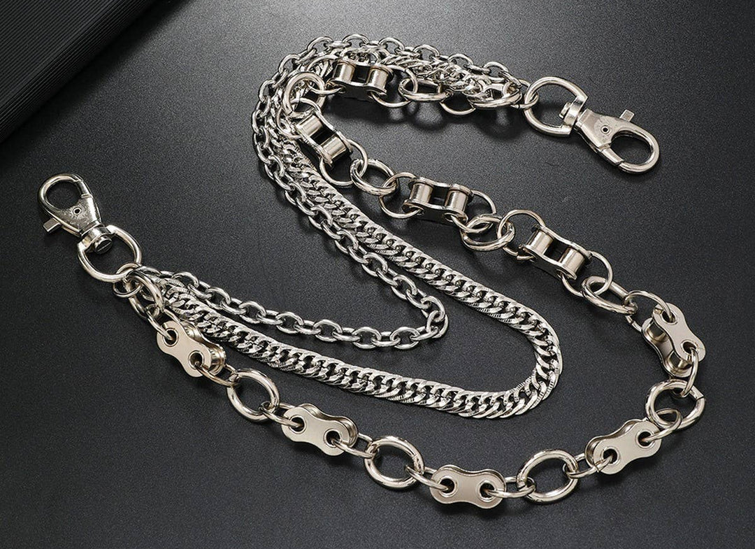 Triple Jean Chain with Chain links with 2 Belt loop clips. Bang your head and let the inner Rocker you out when you go see your favorite metal band. Now in stock at our Smyrna, TN shop not far from the First Bank Amphitheater.

Metal alloy
Imported