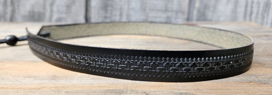 Our Rancho Basket Weave Western Styled Hatband is Hand Stained and is 3/4" in width. It will up to up to size 7 1/2 hat. Fit&