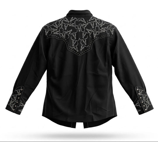 Scully Western Shirts and Longhorn Embroidery designs never go out of style! Inspired by classic cowboy movies, these timeless designs are favorites of today’s country stars and rock icons alike. Pair them with your favorite ripped jeans for a casual vibe or dress them up with sharp jeans for a night out. Just arrived at our Smyrna, TN shop, just a stone’s throw from Music Row in downtown Nashville!