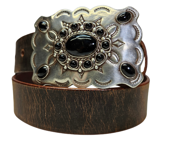 The Sedona Mesa Belt Buckle Set brings to minds eye the Mesa&