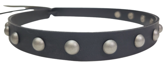 Black. Our Bravo Rio 7 Domed Stud leather hatband is 3/4" wide by 23" (without tie string). Available in black or brown, pick one or a few. Fit's most any hat with adjustable bead and leather 1/8" string. Will fit most TOP HAT style and WESTERN crowned hats. Made in our Smyrna Tn. shop.