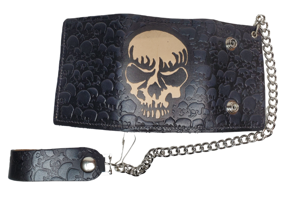 Skulls pattern all leather Tri-fold Chain Wallet. 1 Cash Slot for all your important stash, 3 card slots and 1 underneath the middle slot. It&