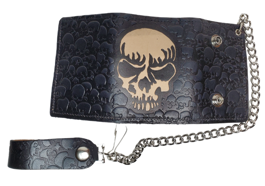 Skulls pattern all leather Tri-fold Chain Wallet. 1 Cash Slot for all your important stash, 3 card slots and 1 underneath the middle slot. It&