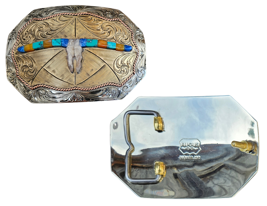 The Tumbleweed Belt Buckle has the ever classic Longhorn design accented with a multi colored stones. A Classic Western belt buckle at it&