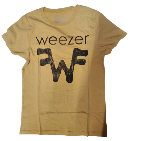 The Weezer Wonder Tee will remind you of those teen years with vintage style graphics and tour dates on the back. Remember those nerdy Beverly Hills days. Super soft feel. A few left in stock at our Smyrna, TN shop.

Sizing measurements:
Chest under arm pit S-16", M-17", LRG 18", XL-19", 2X- 20"
Length top of neck to bottom of shirt S -24, M-25", L-26", XL-27", 2X-28"