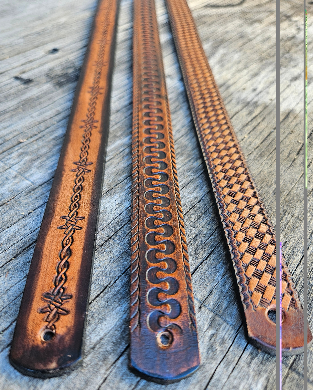 Classic Western Styled, embossed pattern leather hatbands that are 3/4" wide fitting up to size 7 1/2 hat. Fit&