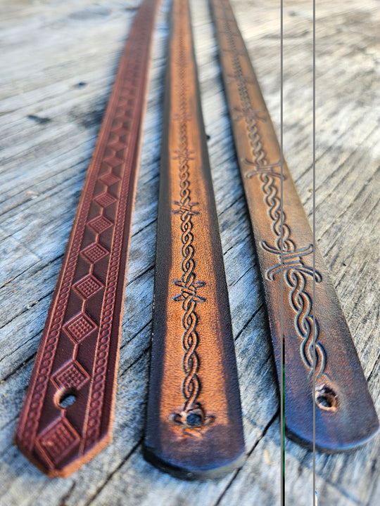Classic Western Styled, embossed pattern leather hatbands that are 3/4" wide fitting up to size 7 1/2 hat. Fit&