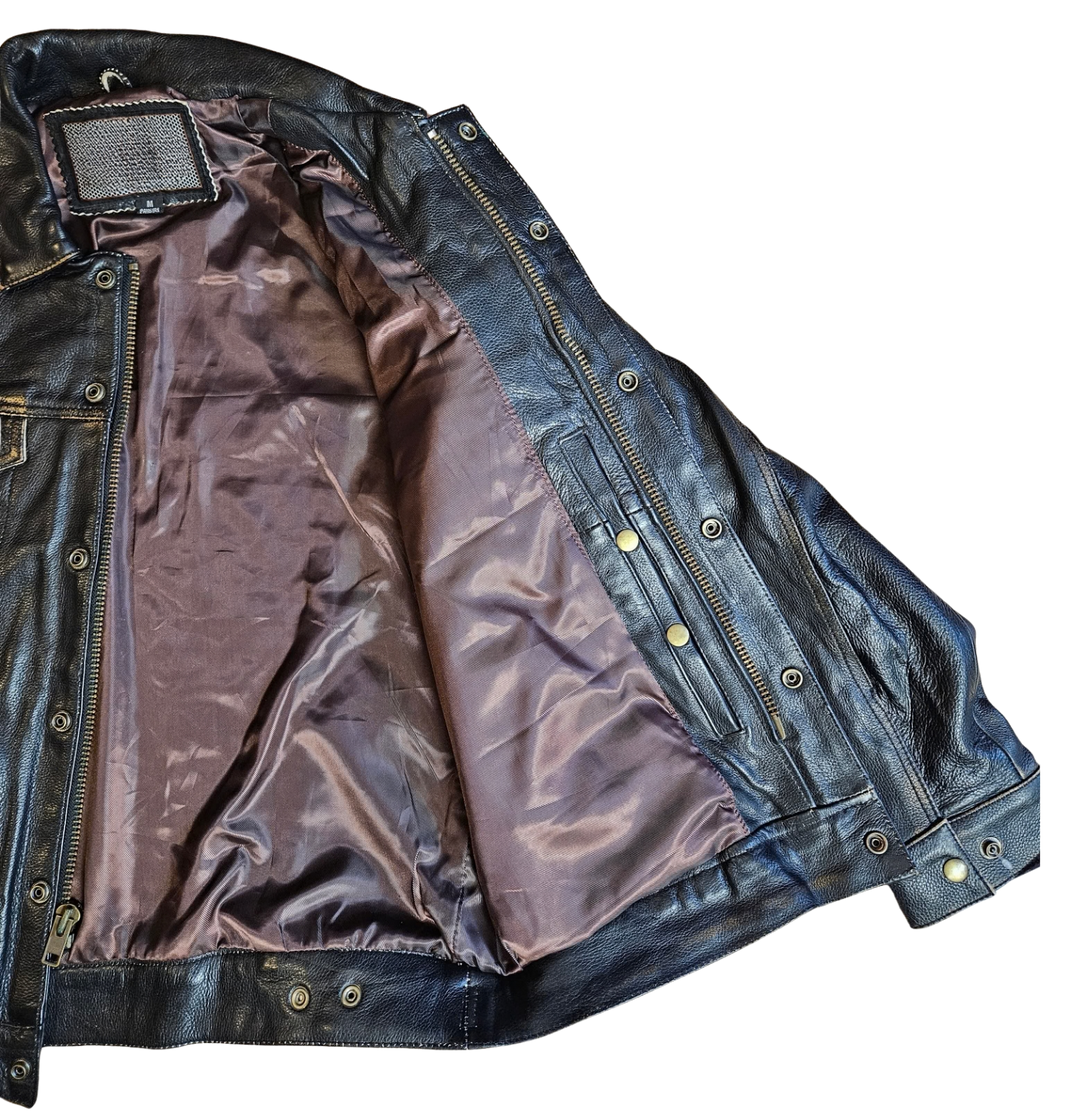 The Ladies Muse Jacket is a Timeless Trucker in Distressed Brown Leather made from high-quality leather. A softer lighter weight Jacket offering both style and durability for all-weather wear. Large inside pockets, two upper front and side pockets for your daily needs. Check out this classic at our Smyrna, TN shop not far from the Germantown area downtown Nashville.
