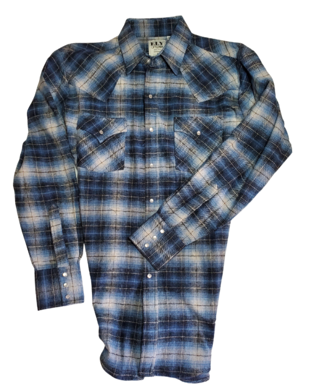 It doesn't get much anymore classic than a flannel shirt. This 100% cotton long sleeve flannel is complete with two front flap pockets, pearl snap details and yarn dyed flannel in the vintage plaid pattern. Great for hiking, working outdoors , riding horses or motorcycles. These never go out of style, always a in style! Available in our Smyrna, TN shop just outside Nashville. Imported