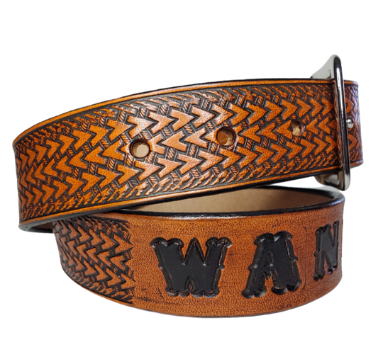 Our "Kid's Wayfarer" is just like the Wayfarer' for dad or mom. Full grain American vegetable tanned cowhide approx. 1/8"thick. Width is 1 1/4" and includes Antique Nickle plated Solid Brass buckle. We Hand Finish with each belt. Edges are smooth burnished painted edges. Made in our Smyrna, TN, USA shop. Buckle snaps in place for easy changing if desired.  Choose with or without name