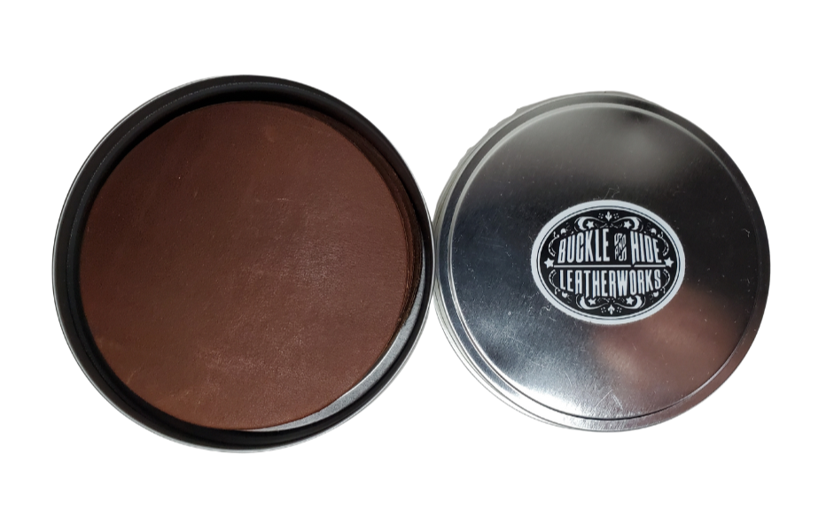 Made in our shop in Smyrna, TN just outside Nashville TN. Real cowhide approx. 3/16"thick in a 3 5/8" diameter coaster. 10 coasters in a tin case. Great for groomsmen gifts, Weddings, Events and more. Contact us for bulk purchases of 50 or 500...   