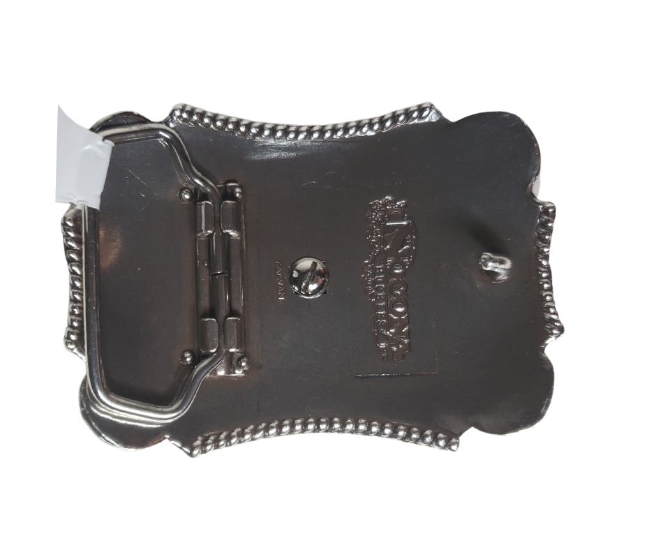 The Kids needs a cool buckle too. Classic scroll background with a Longhorn Steer framed in a oval Rope and four Stars on each corner. Measures 2" tall x 3-1/4" wide Fit's up to 1 1/2" belts Available also in our Smyrna, TN shop just outside Nashville